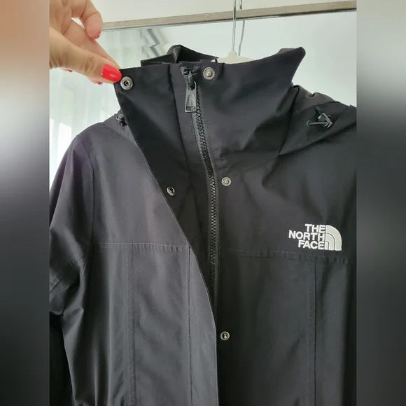 🍃The North Face Women's Black Windbreaker - Picture 12 of 12